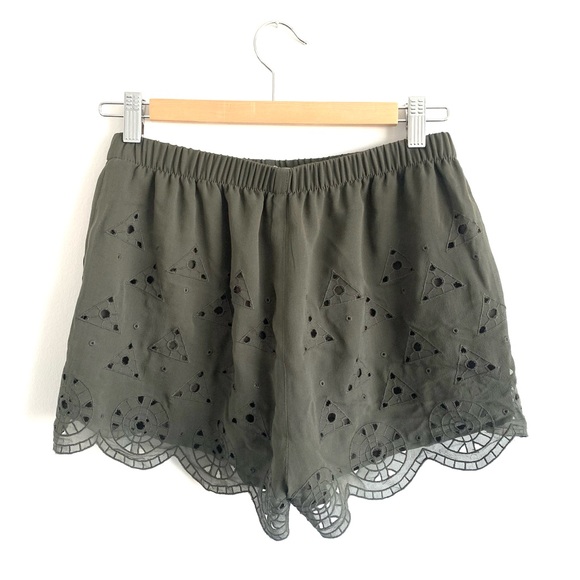 Army green silk shorts - Picture 2 of 4